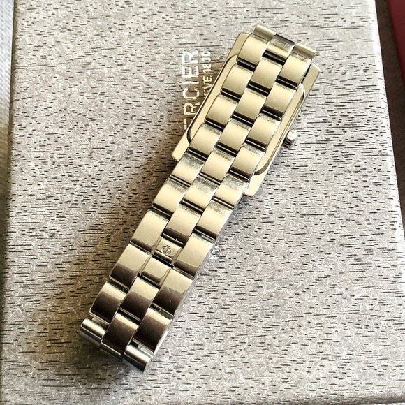 Ladies BAUME&MERCIER HAMPTON stainless steel watch 🔥🔥 - Picture 9 of 13